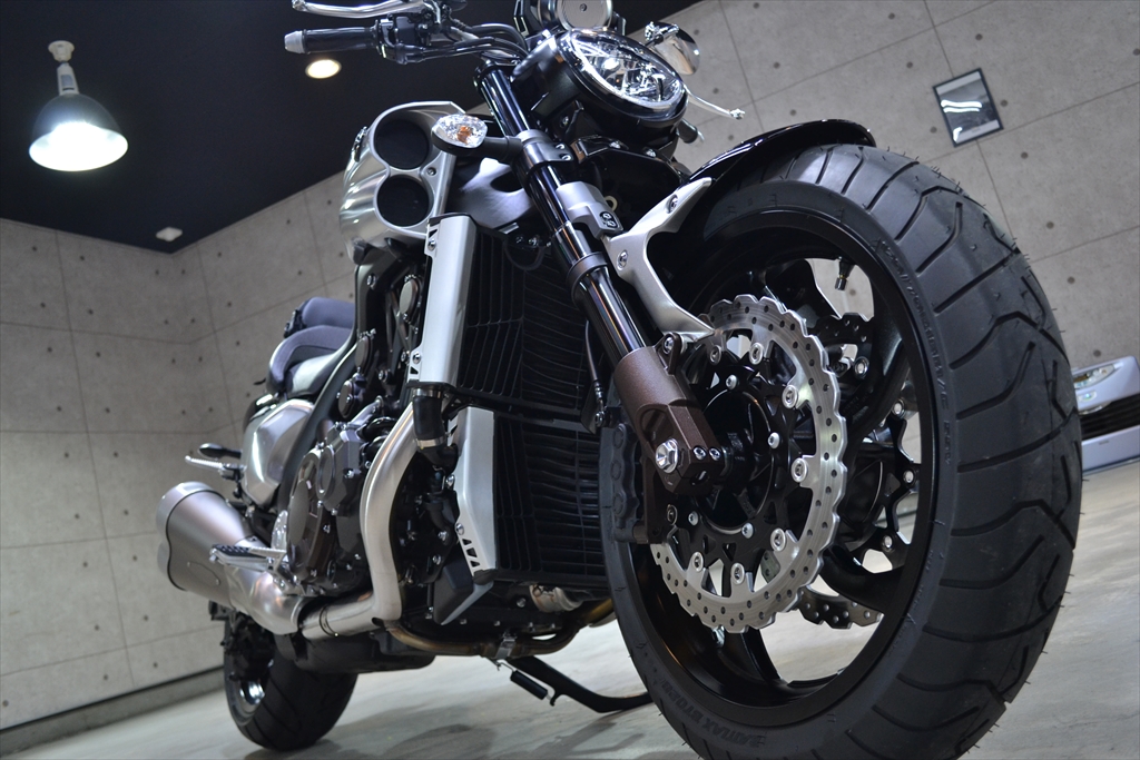 V-MAX　黒-1