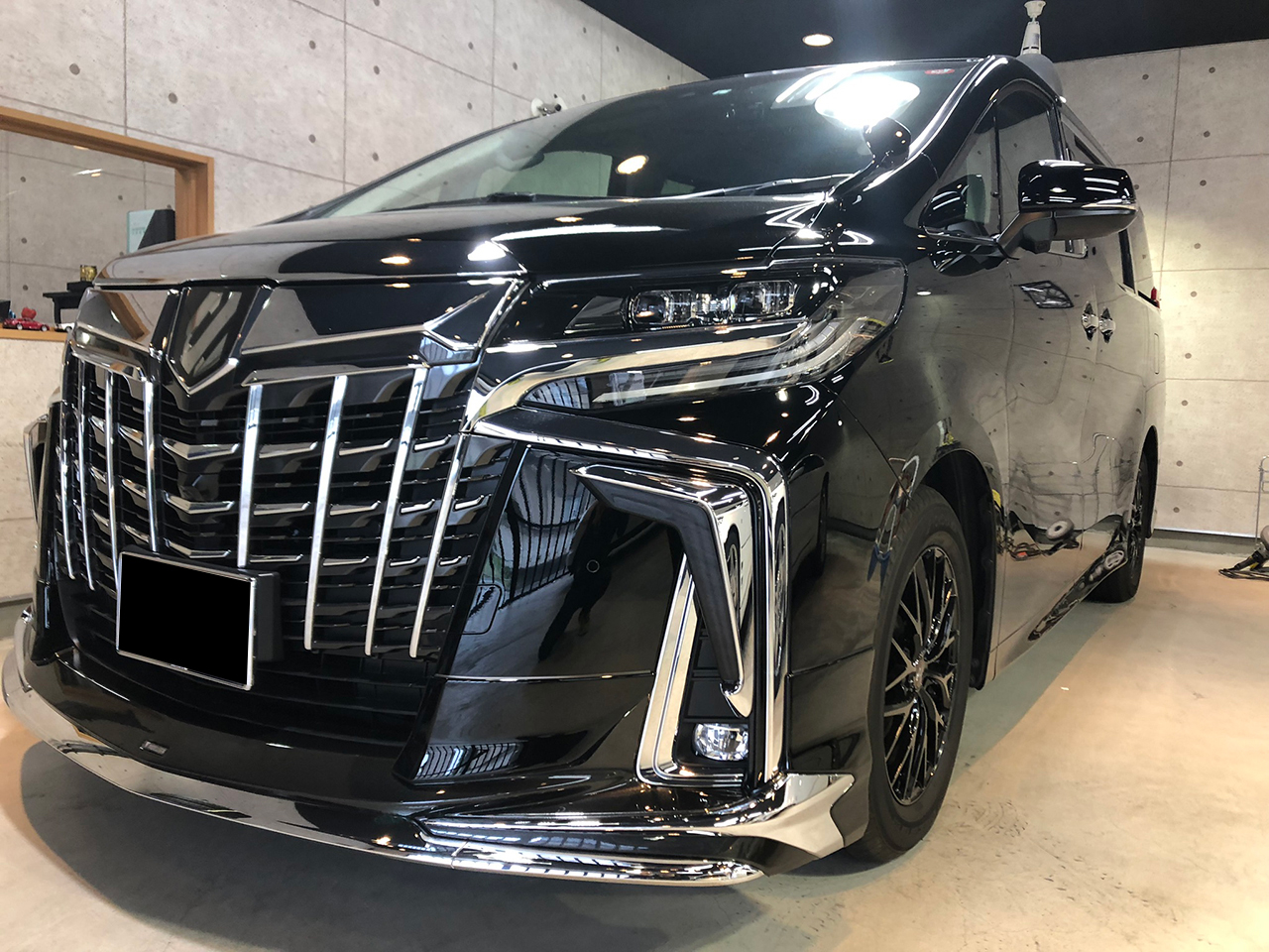 alfa_black_003