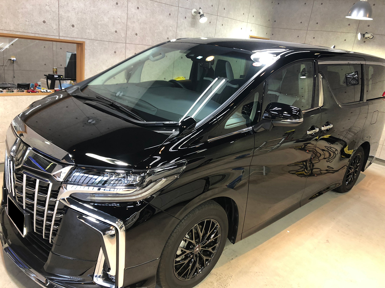 alfa_black_004