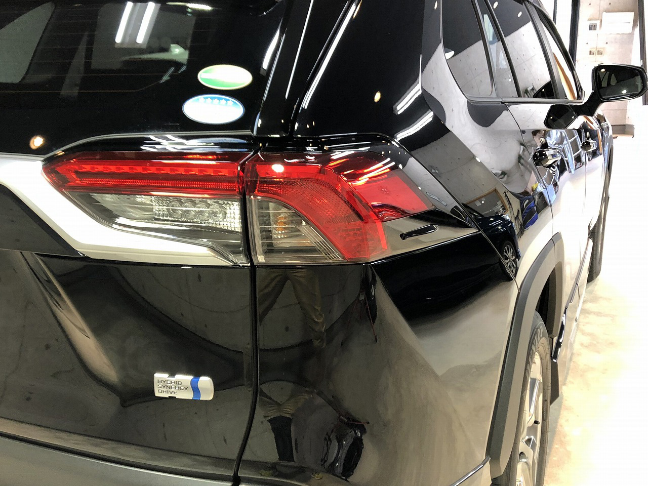 RAV4_BLA_008
