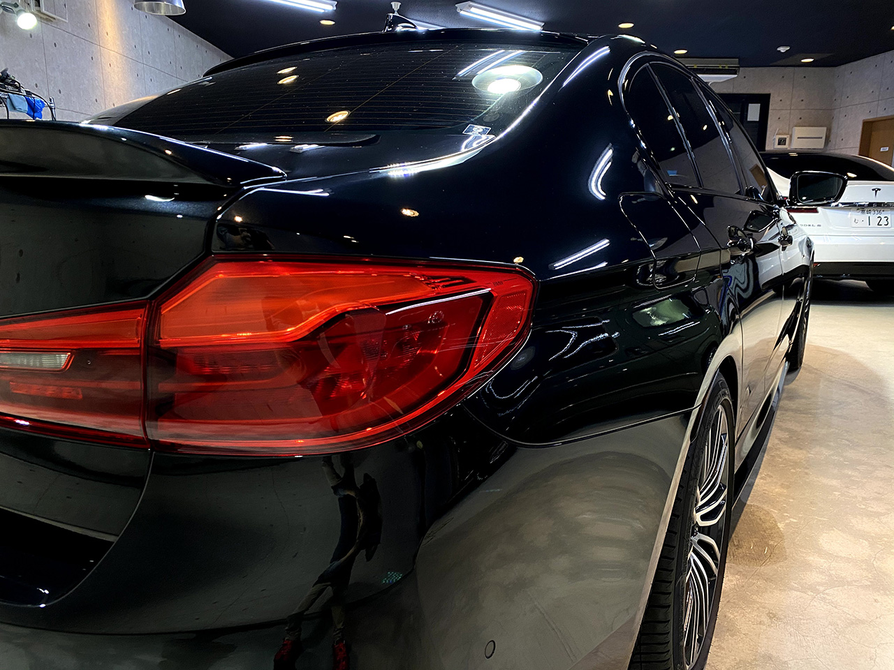 BMW530i_bla_008